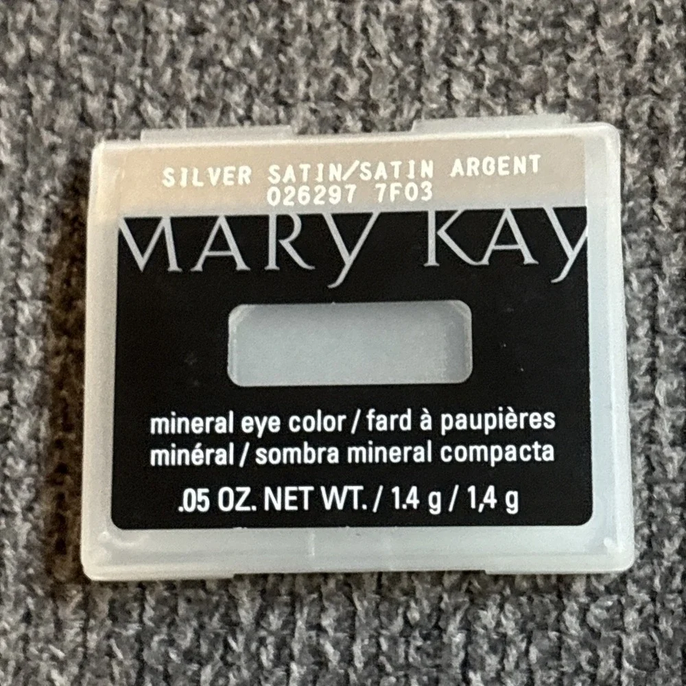 MARY KAY MINERAL EYESHADOW SINGLES- SELECT YOUR COLOR